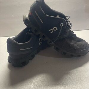 Women’s On Cloud 5 Running Black Athletic Shoes sz 5.5